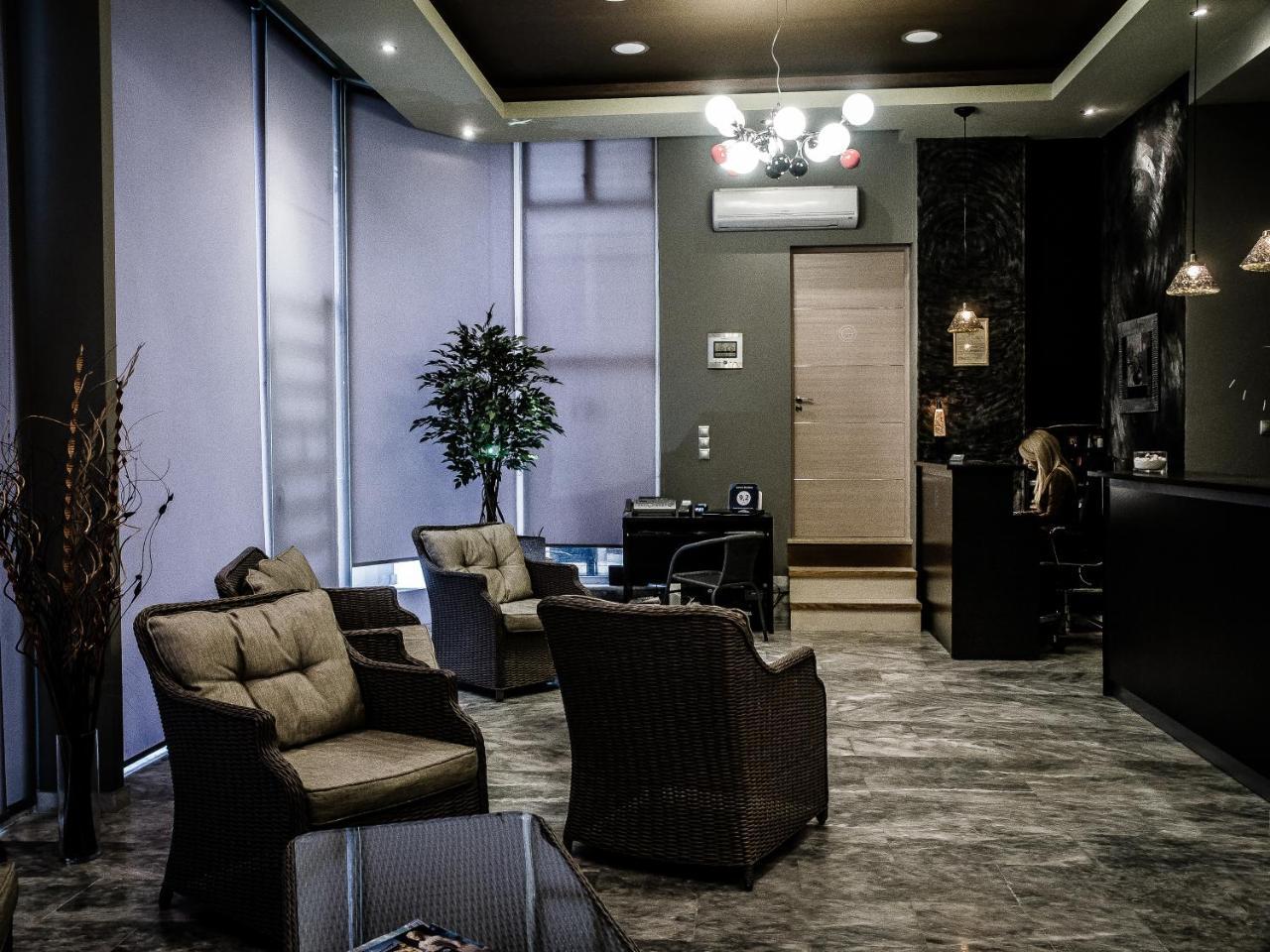 Gina'S Studios Alivérion Dış mekan fotoğraf