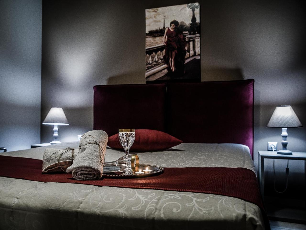 Gina'S Studios Alivérion Dış mekan fotoğraf